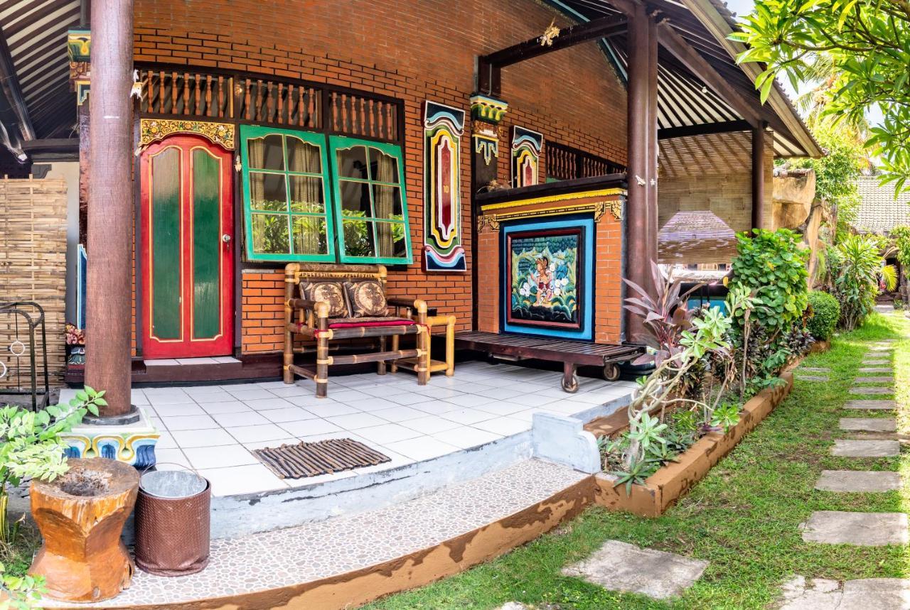 Binaria Museum Hotel Ловина Экстерьер фото